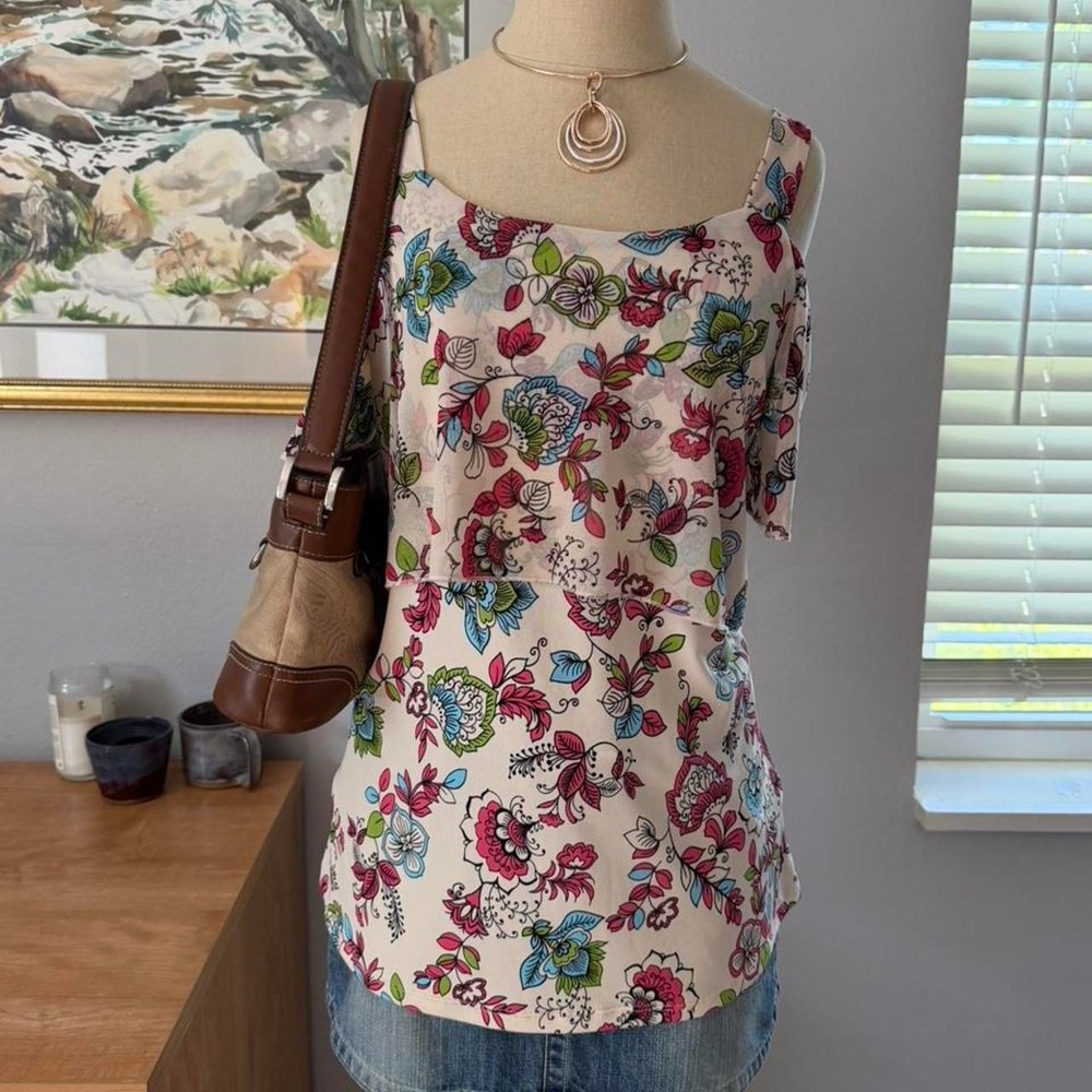 Boho chic floral tiered cold shoulder top